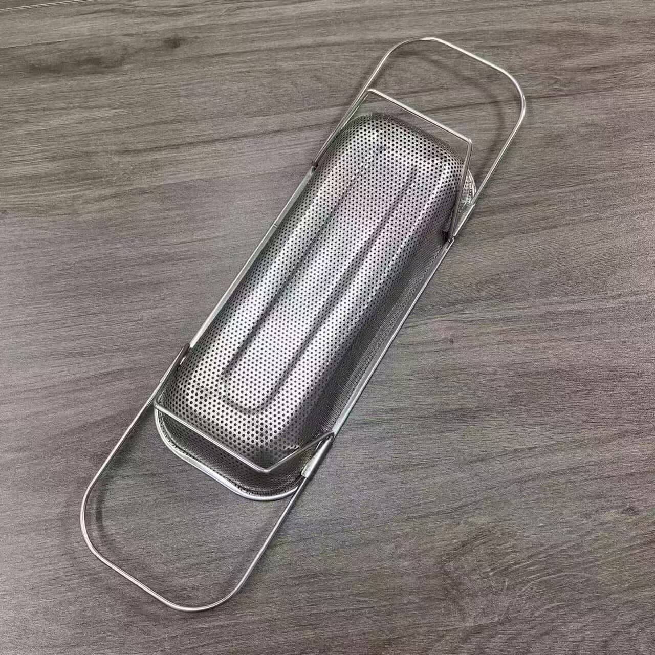 Expandable Fine Hole Drain Basket