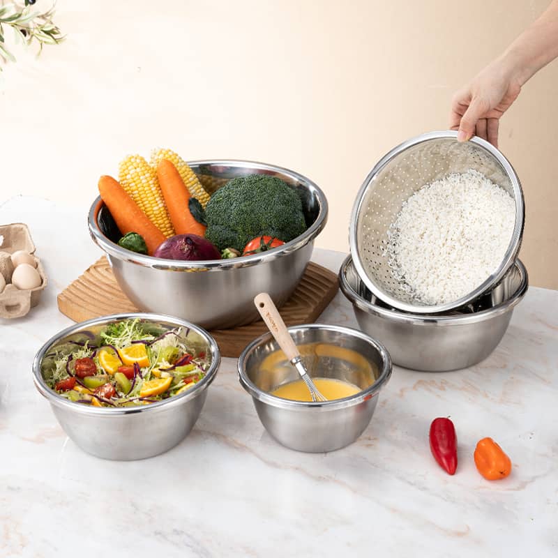 Multi-purpose Mixing Basin / Perforated Colander