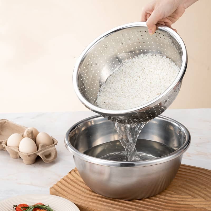 Multi-purpose Mixing Basin / Perforated Colander