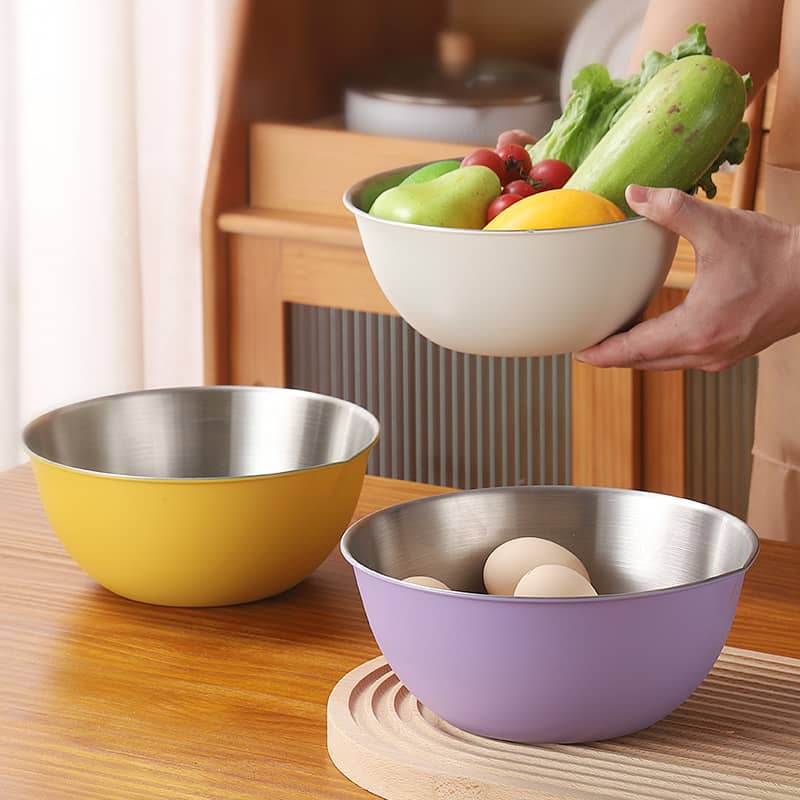 colored salad bowls