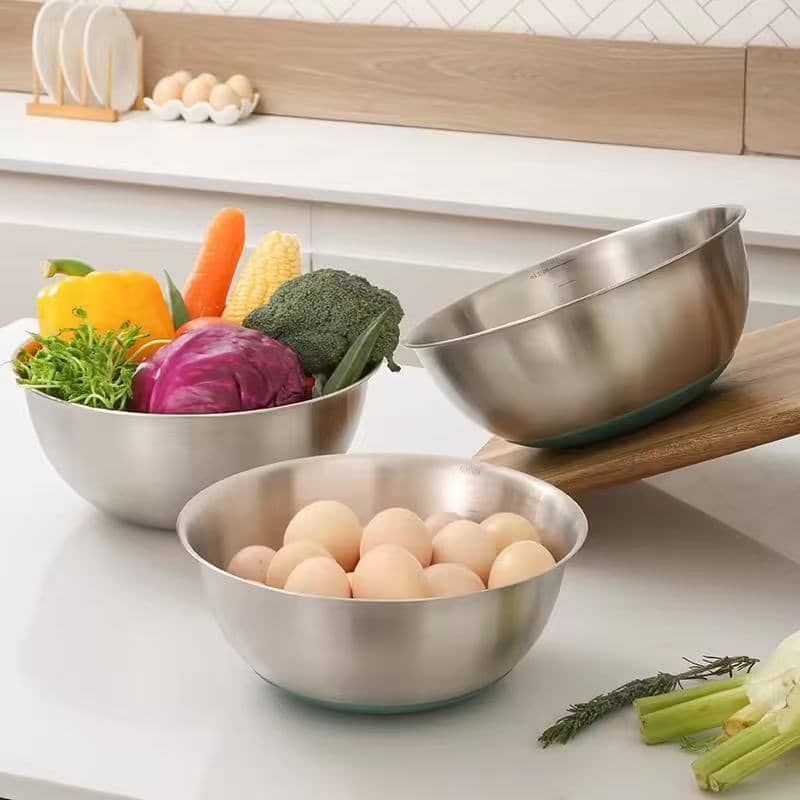 salad bowls (non-slip silicone base)