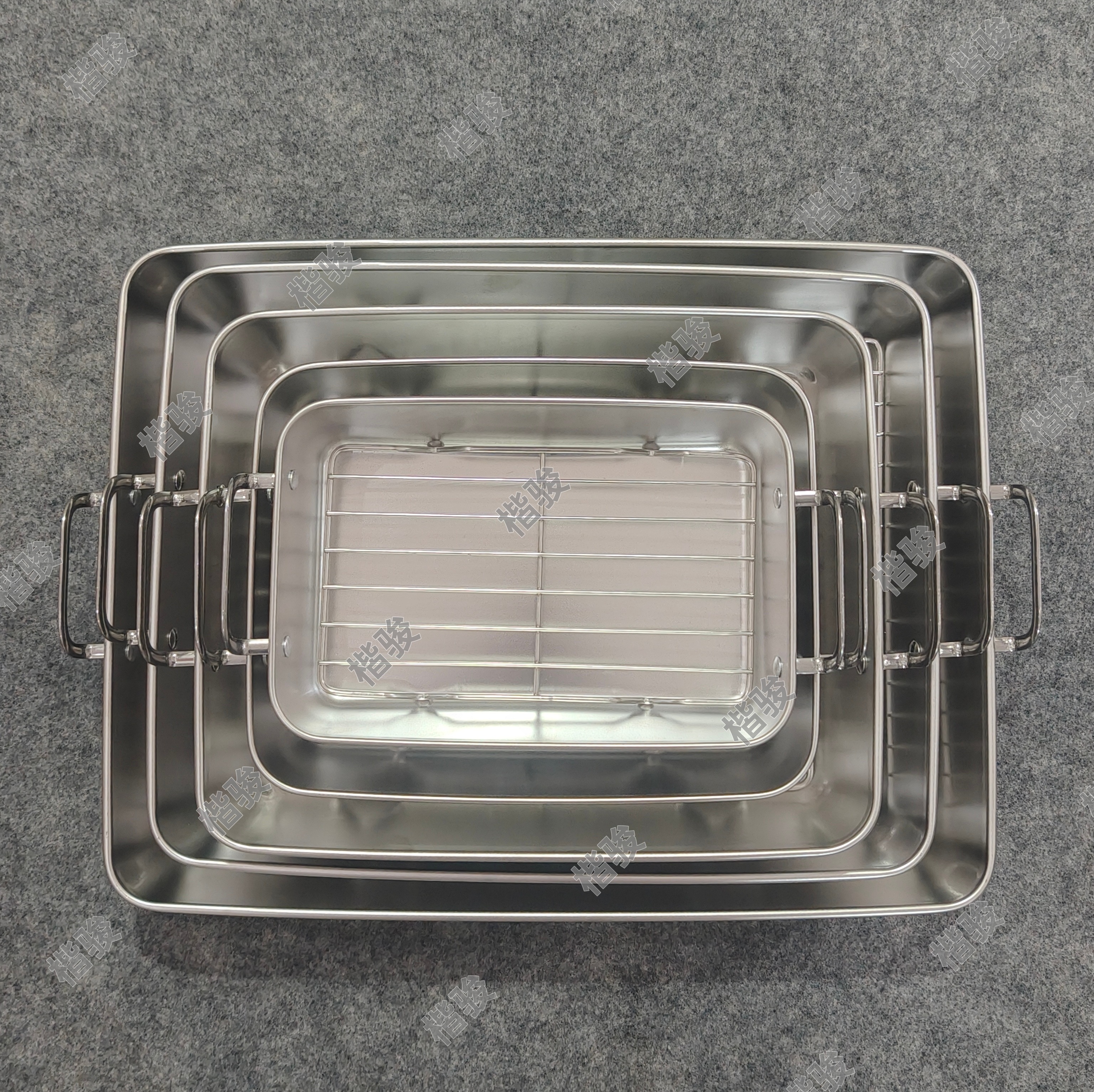 Square oil filter tray
