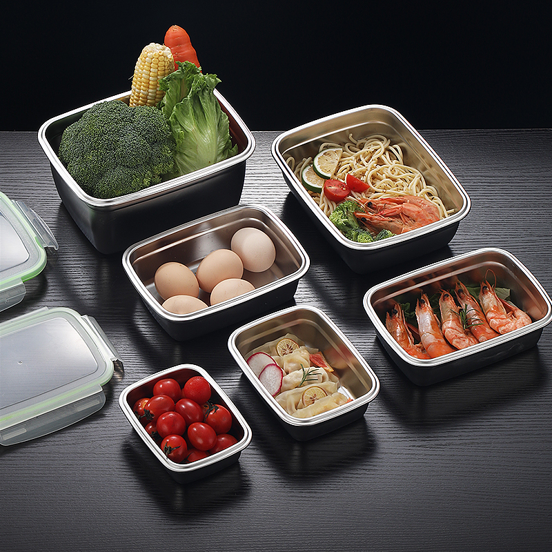 Square food storage container