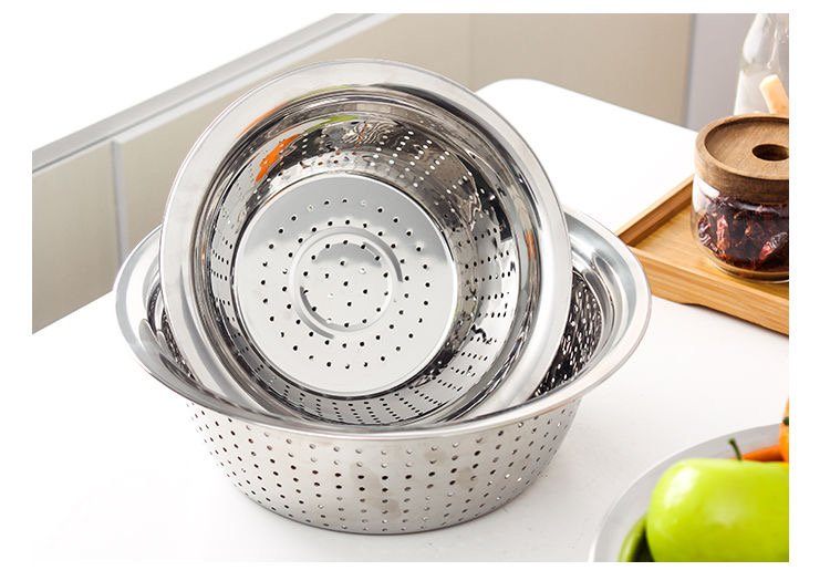 European-style vegetable washing colander