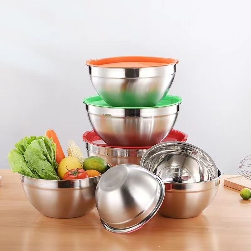 Stainless steel salad bowl