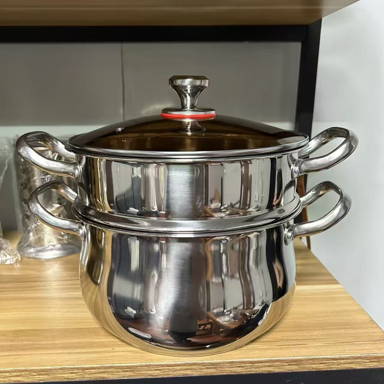 stainless‑steel soup pot 汤锅